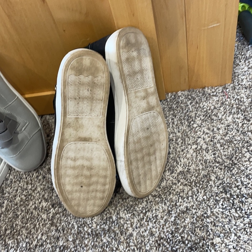 Shoes - Picture 3 of 3